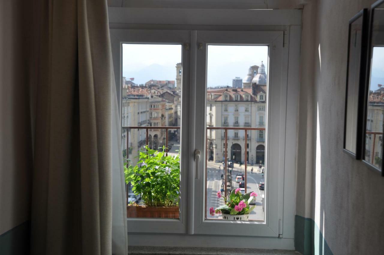 Apartmán Mansarda In Piazza Castello Turín Exteriér fotografie